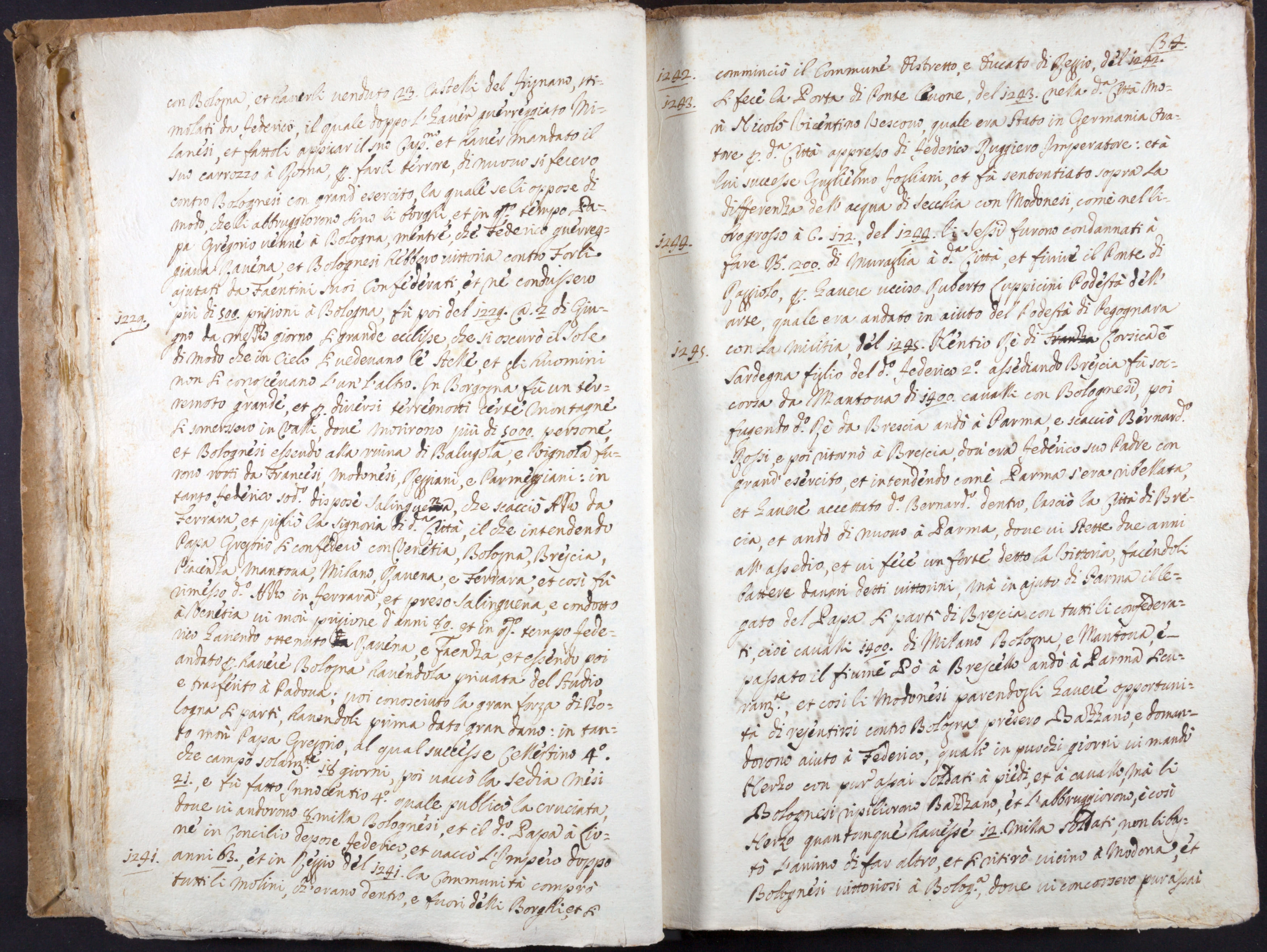 Mss-Regg-C-62:0036_Mss_Regg_C_62_c 33v_c 34r.jpg